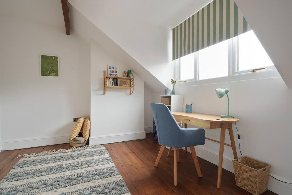 Penryhn House - Spacious 3 Bed Home From Home, Great For Families, Groups & Workers With Free Parking - Hosted By Stay Host Save Sheffield Exterior foto